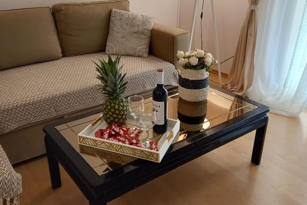 Tiny Treasure Apartment Atina Dış mekan fotoğraf